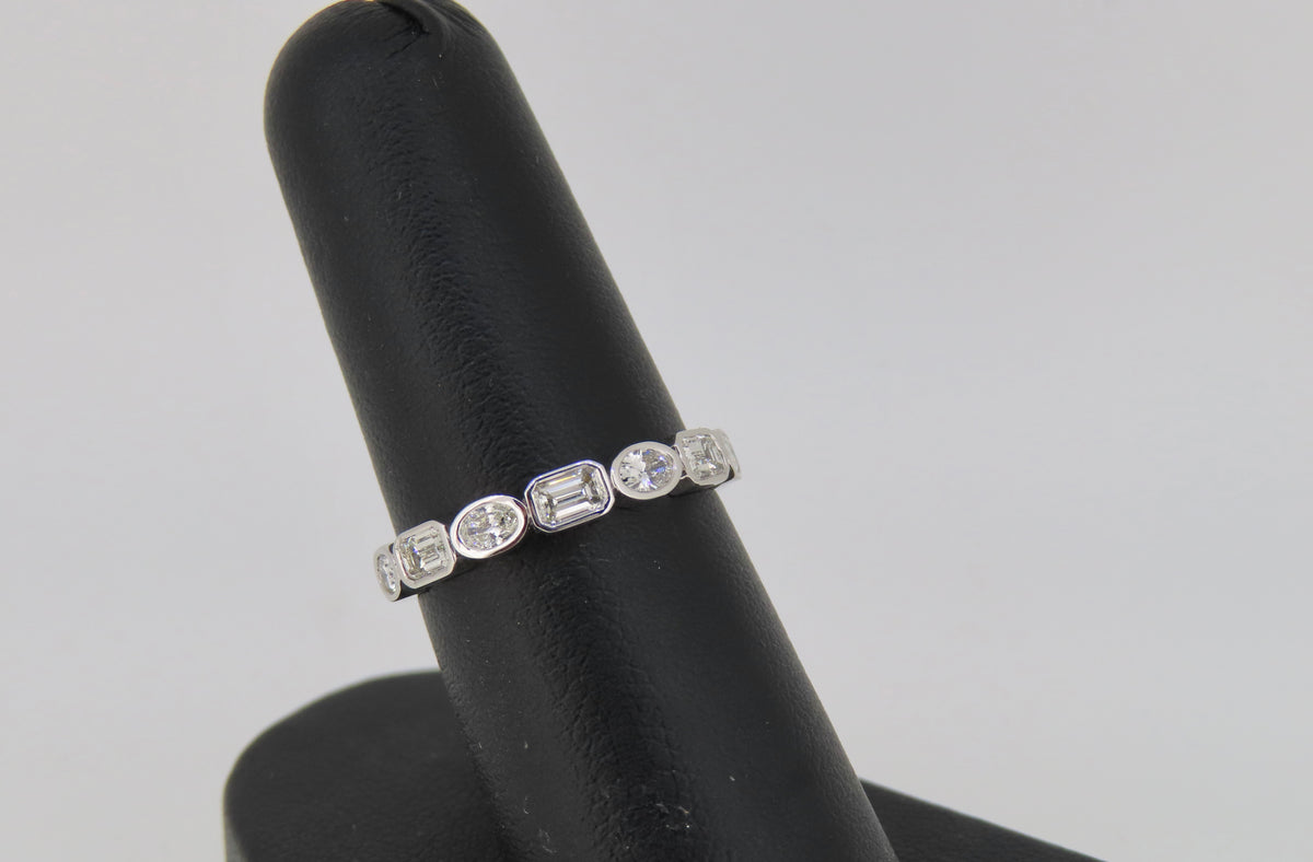 14K White Gold Mixed Cut Bezel Set Diamond Band