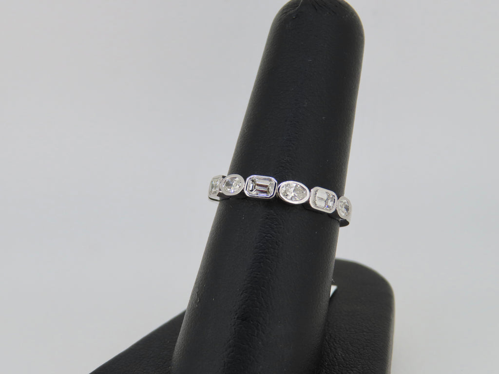 14K White Gold Mixed Cut Bezel Set Diamond Band