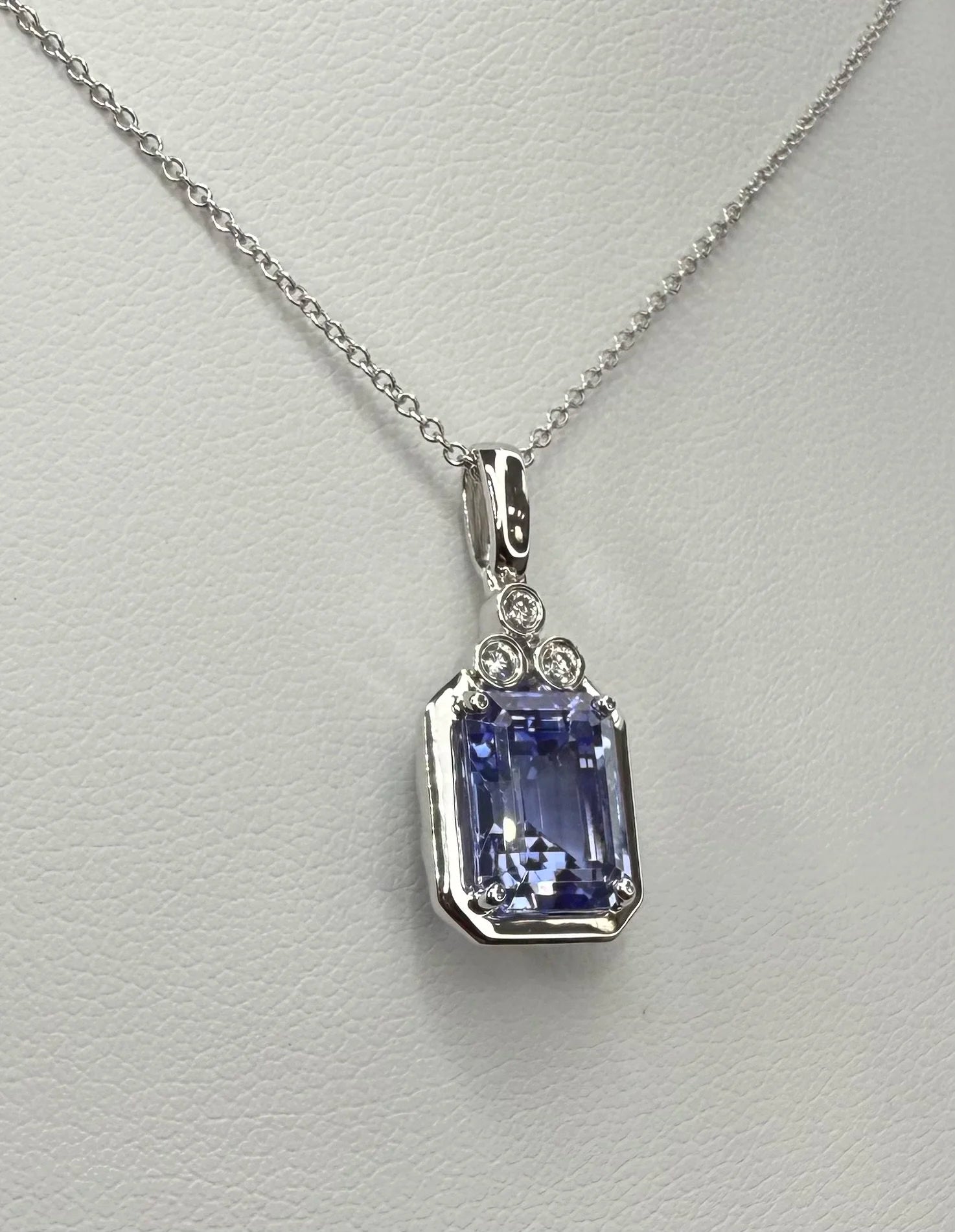 14K White Gold Tanzanite and Diamonds Necklace - 14K White Gold | Greco Jewelers - detail view