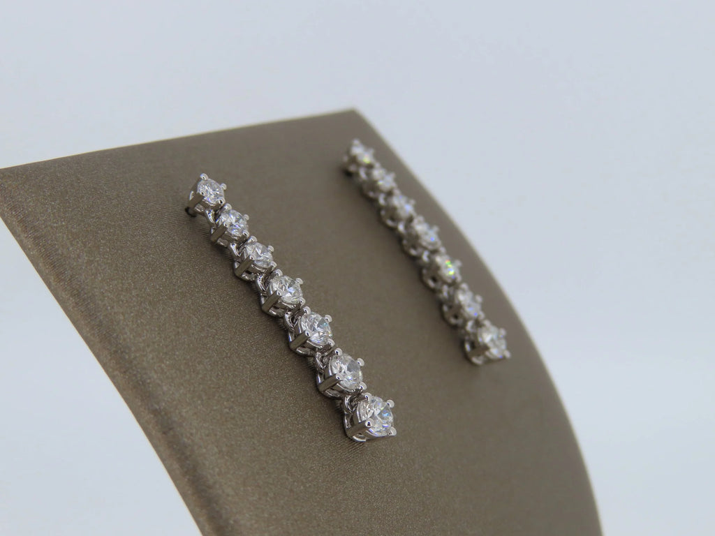 Dangle earrings | Greco Jewelers - detail view