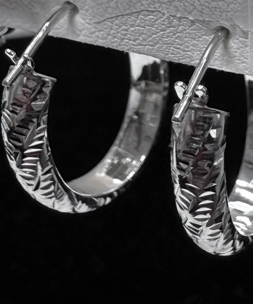 14K White Gold Diamond Cut Hoop Earring - 14K White Gold, hoop earrings | Greco Jewelers - close-up