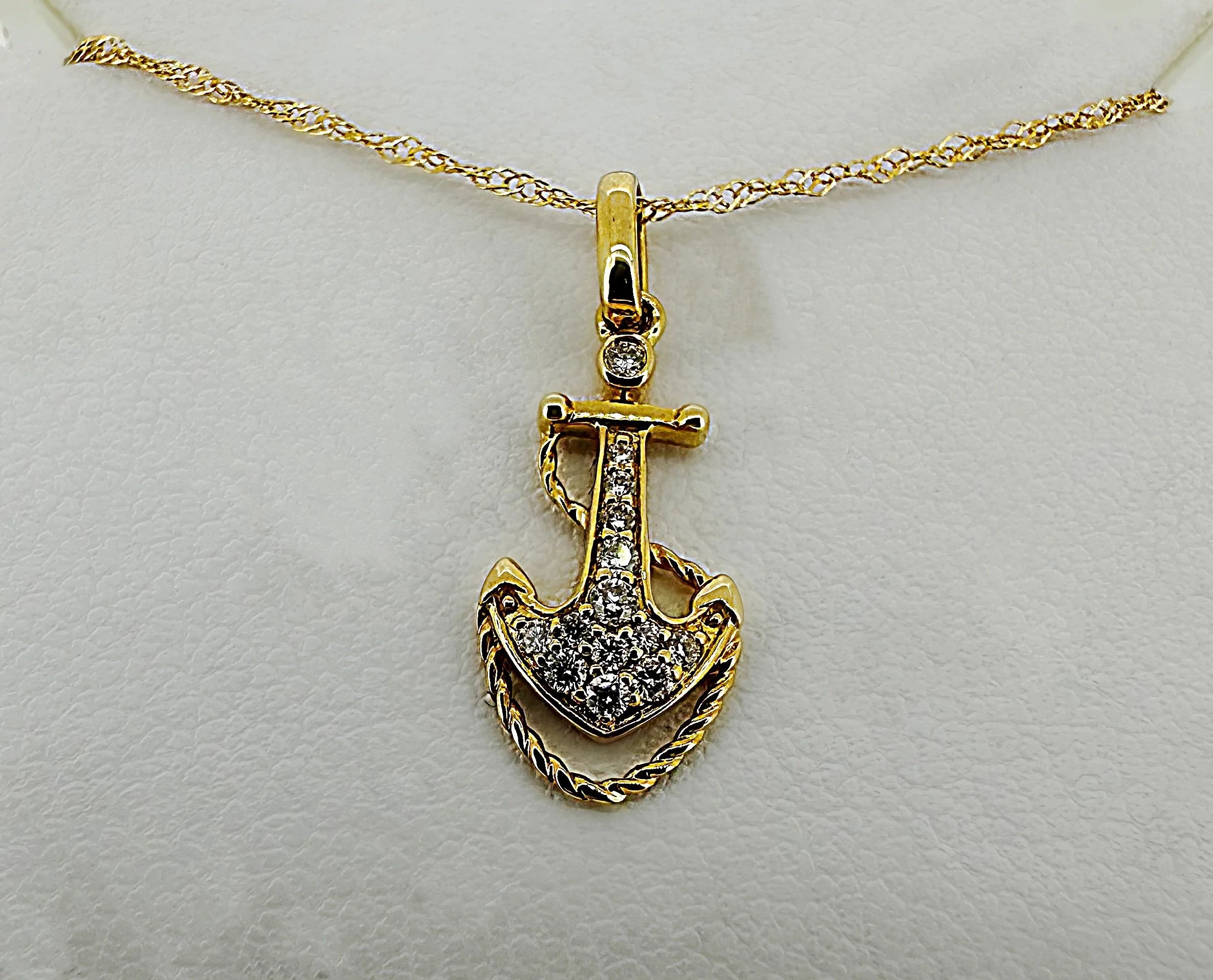 14K Yellow Gold Diamond Rope Anchor Necklace - 14K Yellow Gold | Greco Jewelers